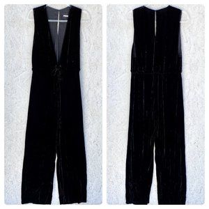 Reformation Holland Velvet Plunging V-Neck Tie Waist Jumpsuit Sz 6 Black